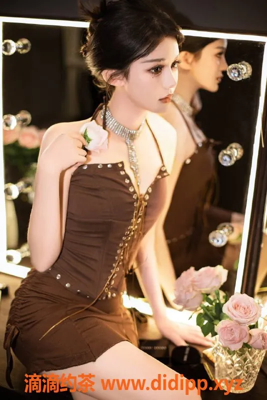 深圳楼凤-福田小甜，165高94斤，服务多样，价格亲民