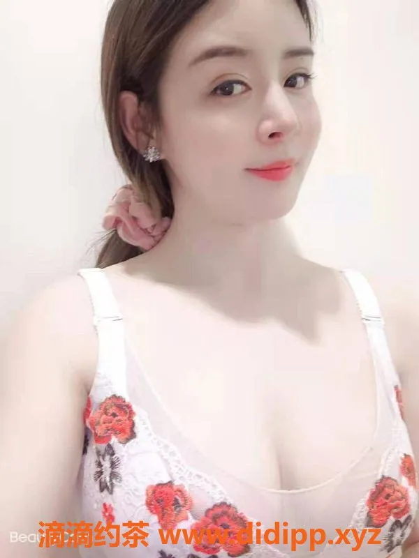 杭州上门服务资源信息,上城区莎莎26岁优质服务，身高165，体重113斤