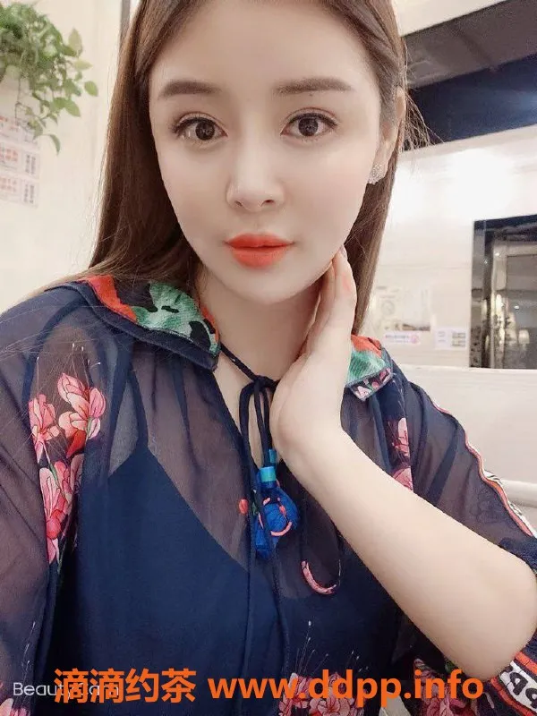 杭州上门服务-上城区莎莎26岁优质服务，身高165，体重113斤