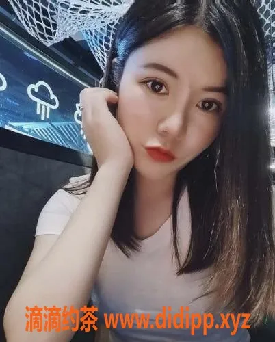 上海楼凤资源信息,浦江镇苏琪，25岁苗条妹子600元全套服务