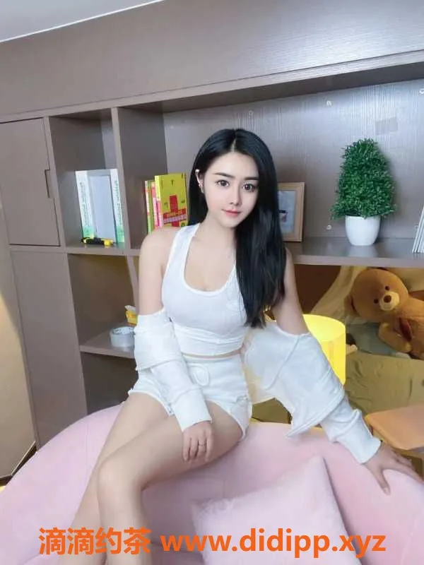 深圳楼凤-南山大长腿小夕，175cm高挑美女，22岁只需800