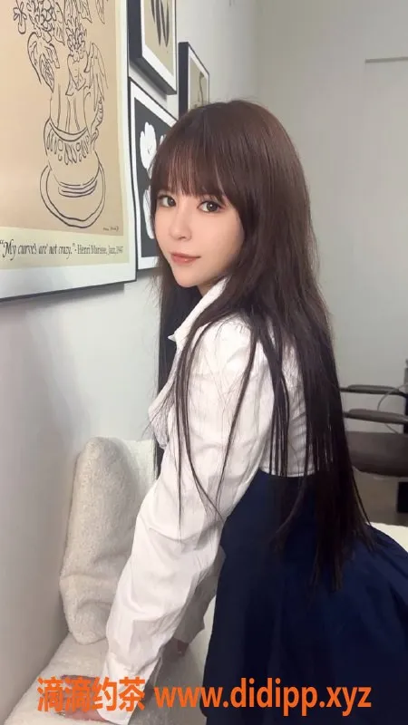 长沙楼凤-岳麓区芒果，160/97，23岁，600P起服务