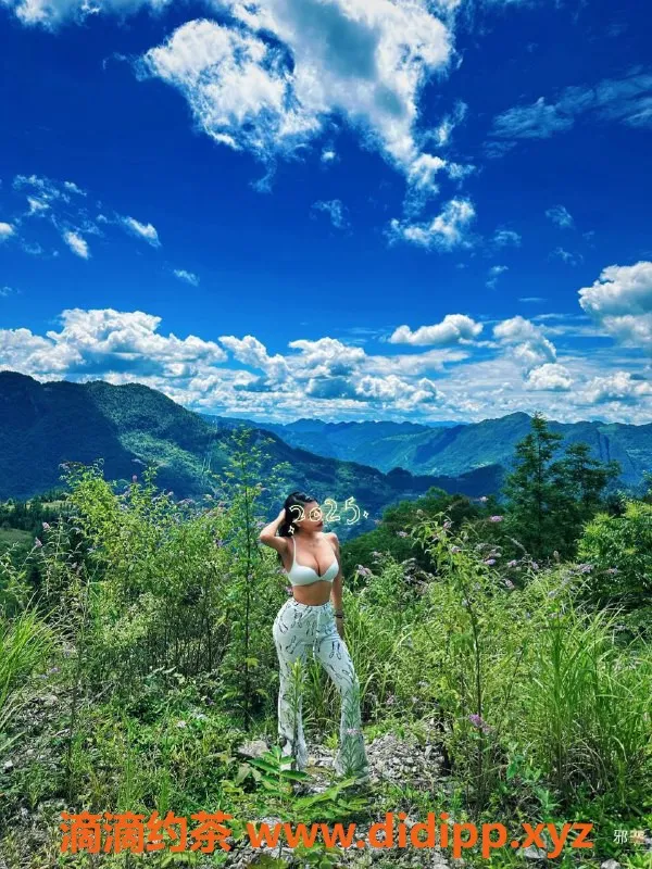 广州楼凤-天河邪恶御姐，18P视频验证大胸体验