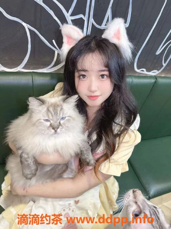 深圳楼凤-南山扛米，粉嫩大胸千元档服务