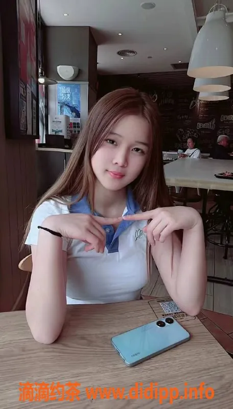 深圳楼凤-龙华悦悦，168身高，58重，800起，激情服务等你来体验！