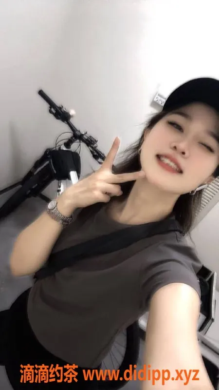 西安楼凤-美羊羊|雁塔7p|车评8.86找乐子