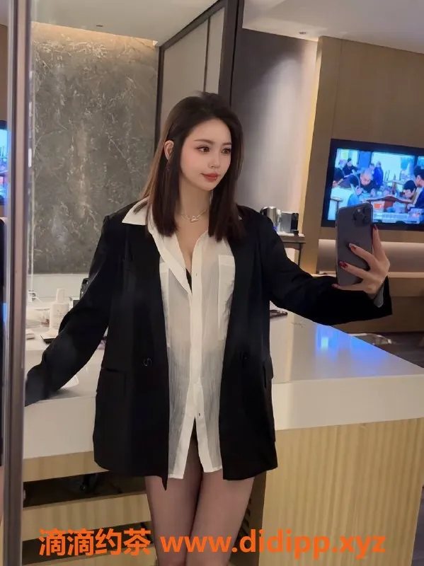 成都楼凤-高新区小鹅，7p 11pp，优质御姐服务