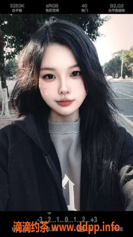 杭州楼凤-上城区22岁琳琳，166cm D罩杯超诱惑