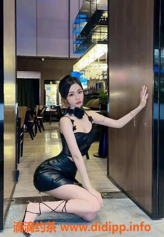 杭州楼凤-上城区小慧 175cm E杯 超热情陪浴体验