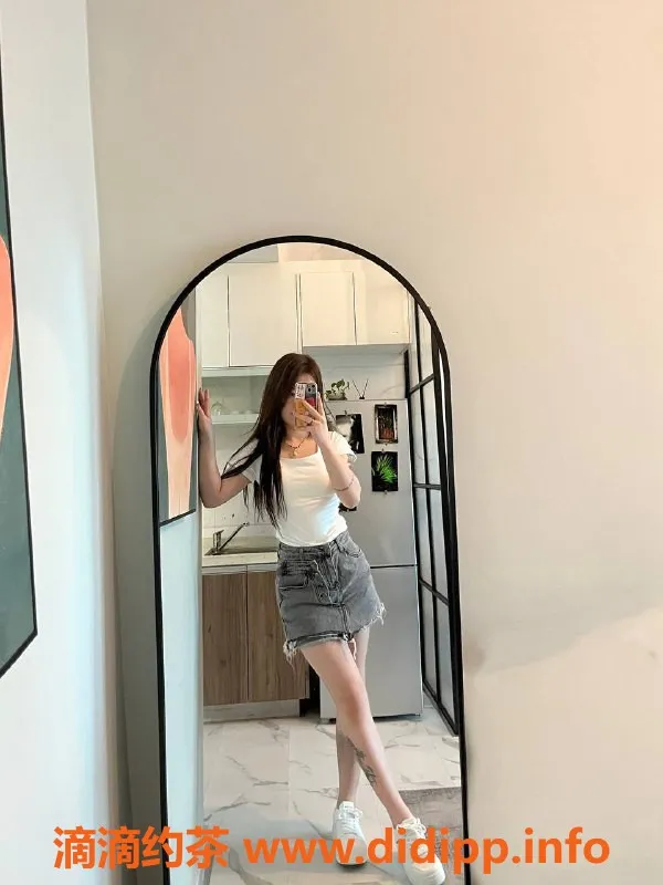 成都楼凤-成都薏米学妹，超值6p10pp服务