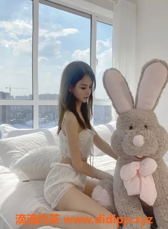 西安楼凤-高新区域妮蔻，温柔性感服务体验