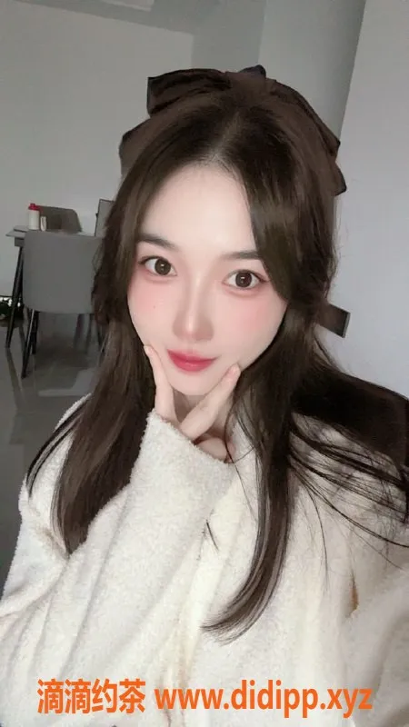 杭州楼凤-熙月 24岁 白肤170cm C罩杯 纯美陪浴服务