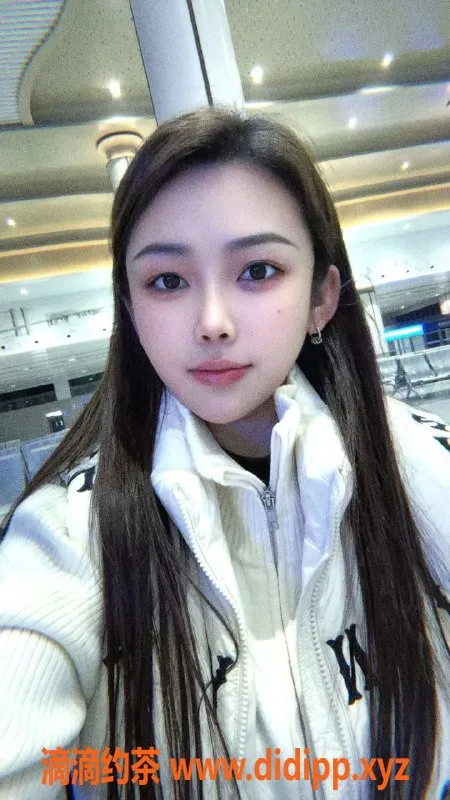 北京楼凤-丰台22岁温柔软妹，服务超贴心