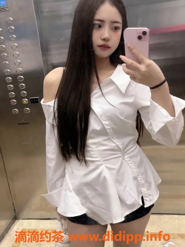 长沙楼凤资源信息,岳麓区糖果，500p享受甜蜜服务