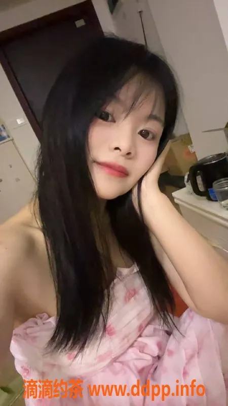 杭州楼凤-上城小可御姐，700元体验舌吻魅力