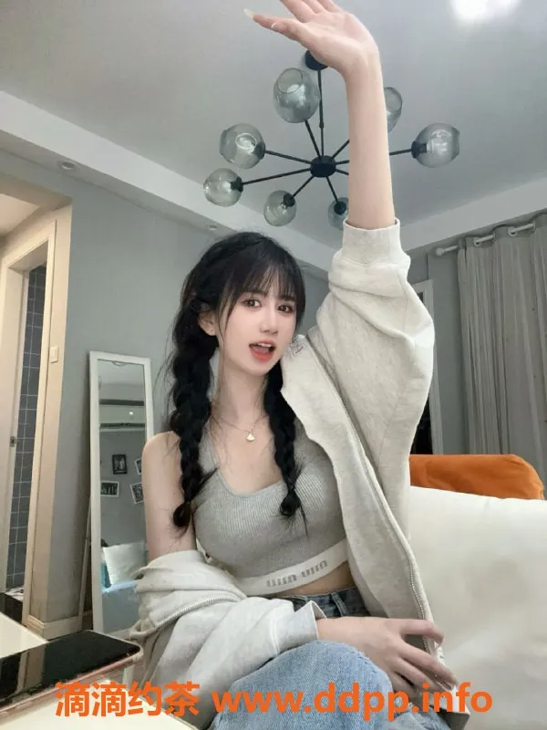 上海楼凤-闵行小紫，168cm白皙长腿，1500元体验