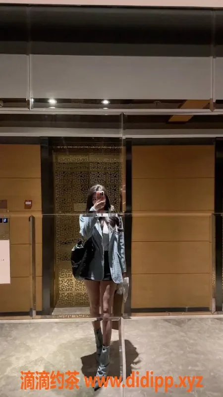 北京上门服务-北京双井嫩妹，175cm港留学生，天然D奶，情趣SM服务