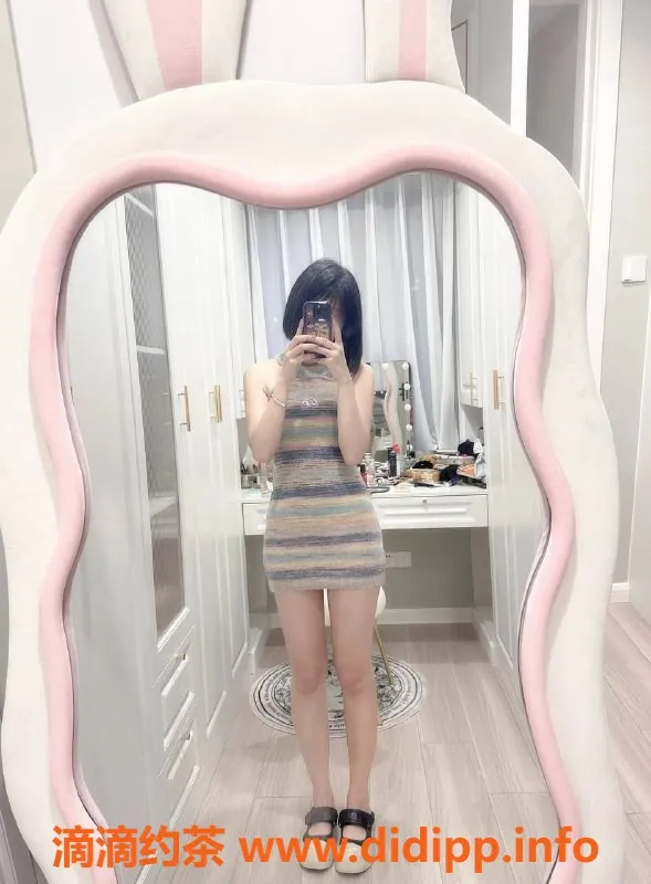 西安楼凤-高新小V，服务态度绝佳，颜值超高