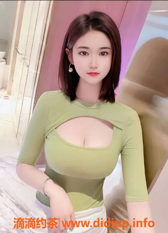 东莞楼凤-南城KIKI，童颜巨乳大胸妹，火热出击！