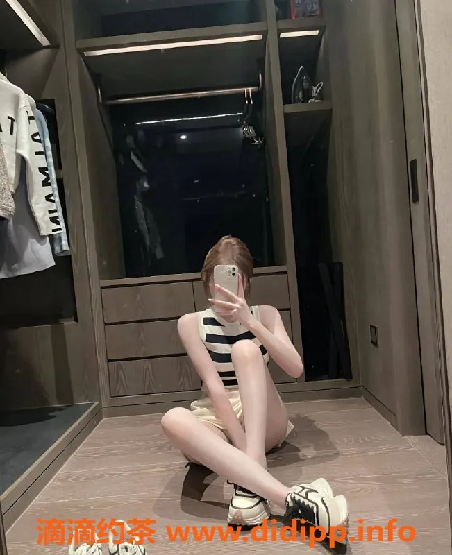 宁波楼凤-宁波依娜，165cm性感小野猫，天然36C！