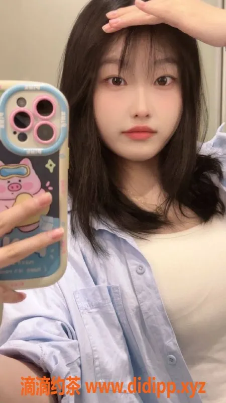 长沙楼凤-芙蓉区18岁可耐妹子，160cm，36C，600P服务