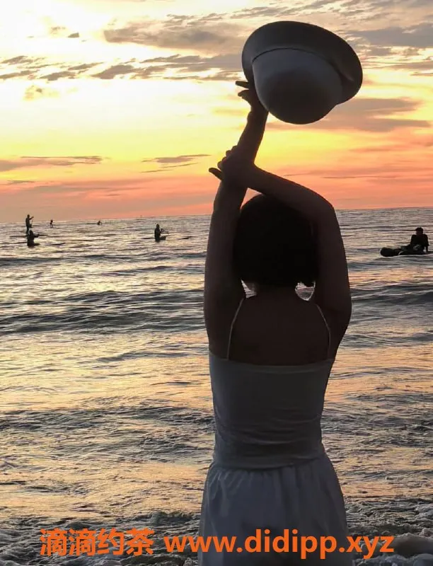 上海楼凤-杨浦宝儿，155身高，43体重，1200元起