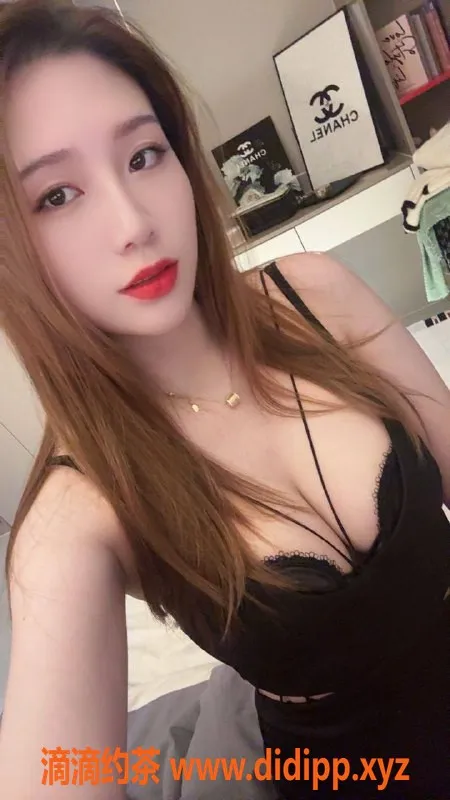 杭州楼凤-余杭区酒妹，身高170大胸36D，激情服务1200起