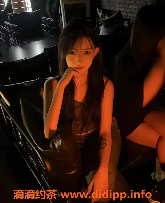 成都楼凤资源信息,成华区小精灵，颜值爆表，身高160，85斤