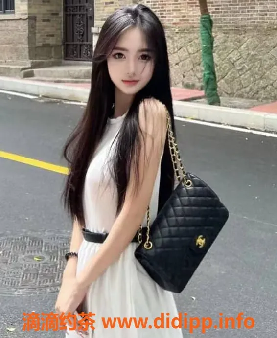 上海楼凤-浦东陈丹，171cm嫩妹，1200P起，胸C长腿服务