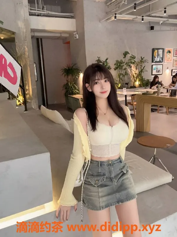 广州楼凤-天河御姐小番茄，9P超值体验等你来享