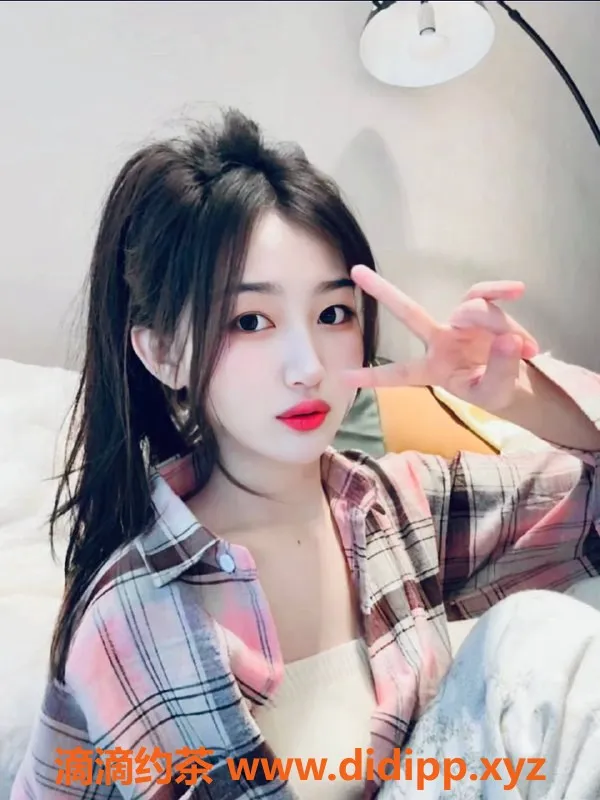 北京上门服务-温柔邻家女孩，清纯可爱，仅做上门服务