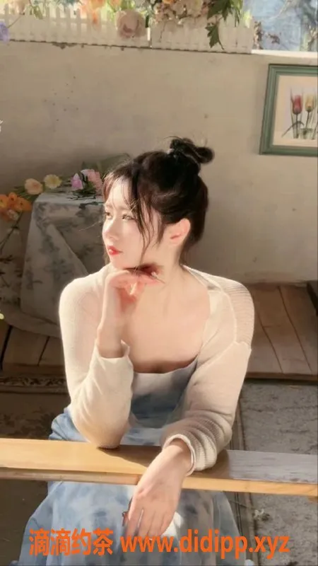 成都外围资源信息,乐乐：160cm少女，90斤，独特服务仅需600元