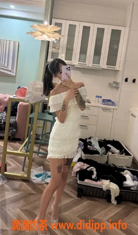 杭州楼凤-上城瑾瑜：嫩妹大长腿，69互舔超爽