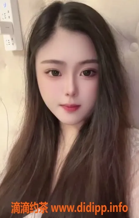 上海楼凤-宝山可心，168身高D罩杯，1300元体验服务