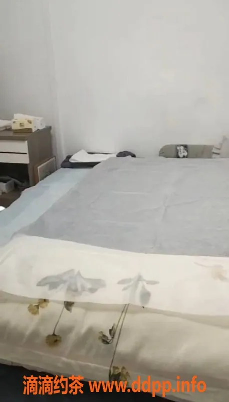 广州抓龙筋-天河嫩妹晓晓抓龙筋，350p服务等你体验