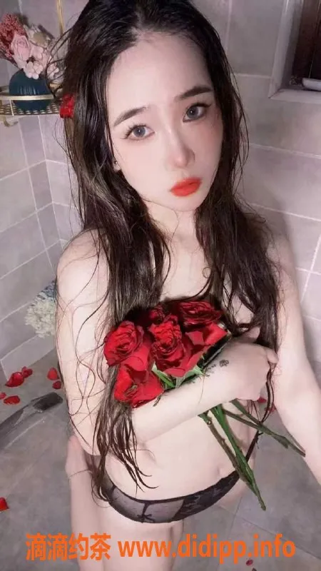 广州楼凤-白云极品萱萱，23岁163cm，超值服务等你来体验