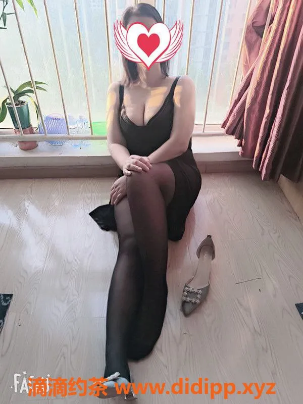 北京楼凤-朝阳大悦城95后小胖妞，166高130重超值服务