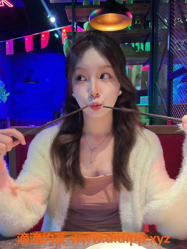 杭州楼凤-上城艺名许梦辰，900P优惠服务等你来享