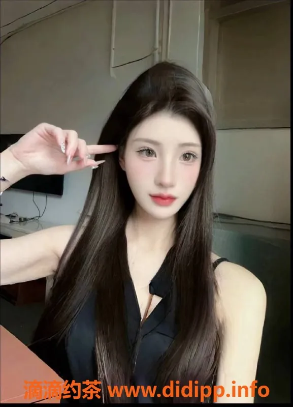 广州楼凤-天河嫩妹kk，7P视频验证，大长腿吸引你