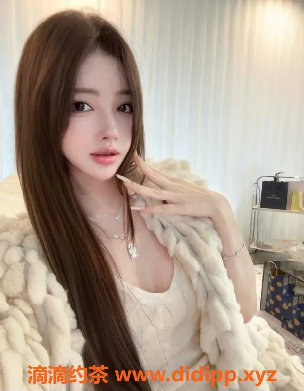 广州楼凤资源信息,天河嫩妹米兰，3000pp舌吻等你来体验！