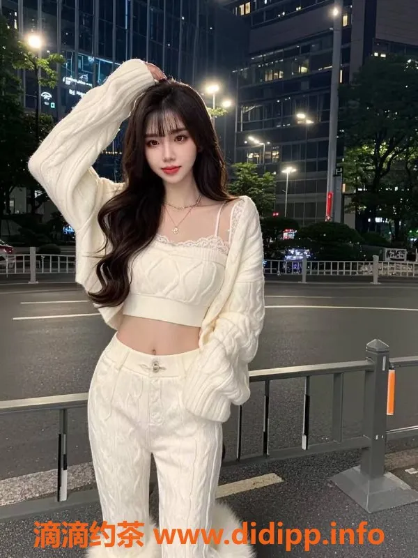 昆明楼凤资源信息,西山区辛儿，茶费1000p，甜美享受