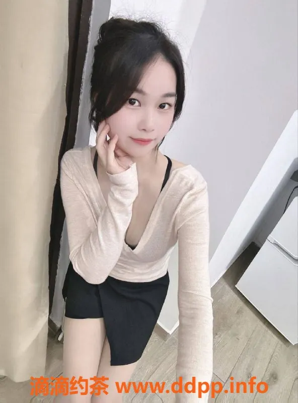 东莞楼凤-南城小颖，服务优质，夜场2400！