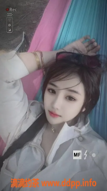 南京楼凤-02年芳龄·164cm D➕胸·温柔服务·7张起