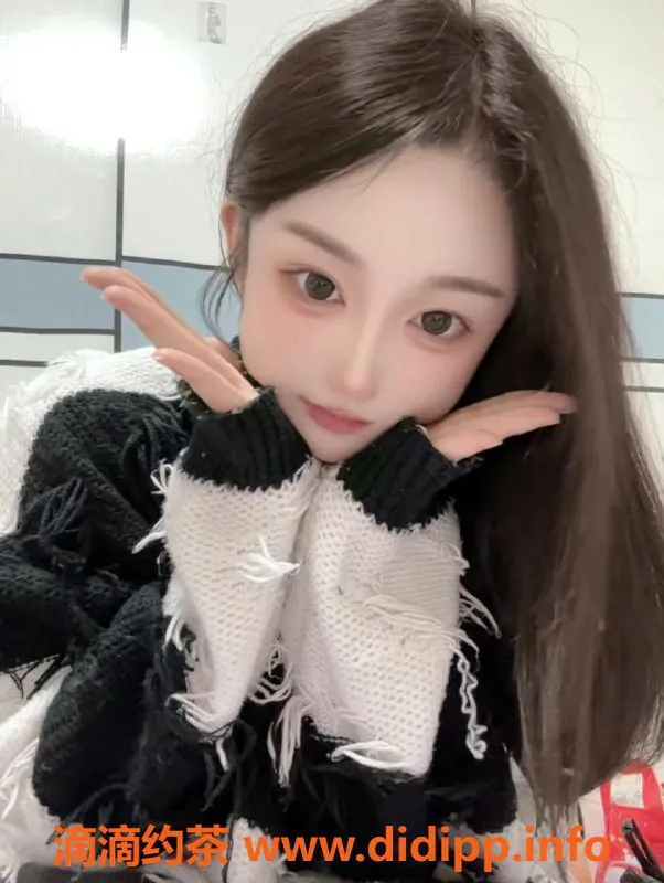 上海楼凤-徐汇呦呦，166cm身高，700起服务