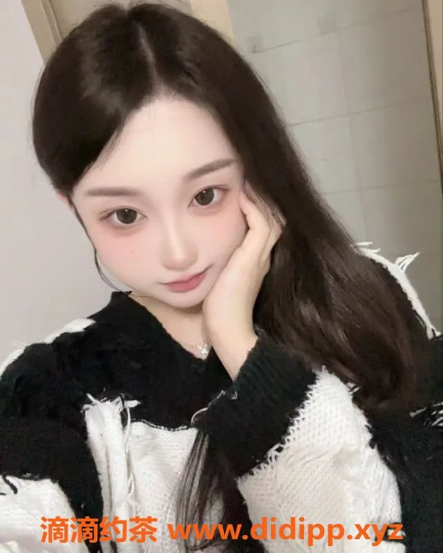 上海楼凤-徐汇呦呦，166cm身高，700起服务