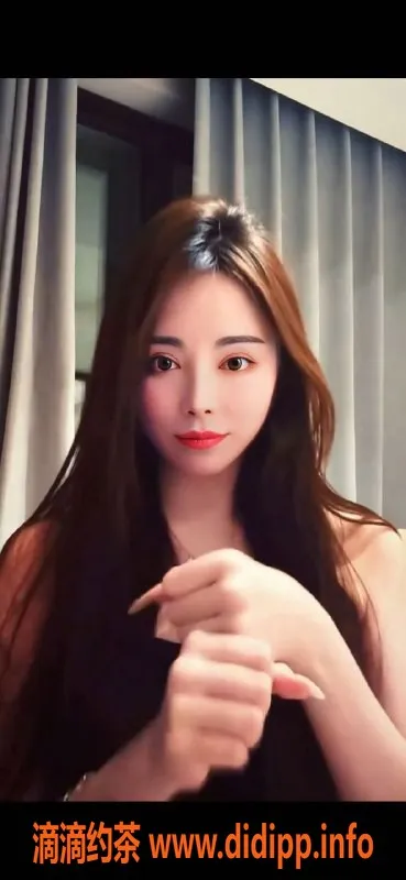 成都楼凤-成都市武侯区可乐，27岁，胸C，500元/小时