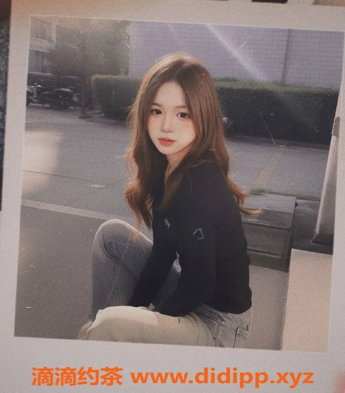 广州楼凤-天河嫩妹芒果，6P鸳鸯浴大胸享受