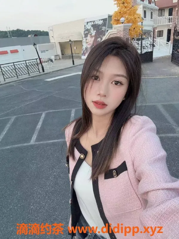 深圳楼凤资源信息,福田艳艳兼职 170cm 93斤 17岁 精致服务