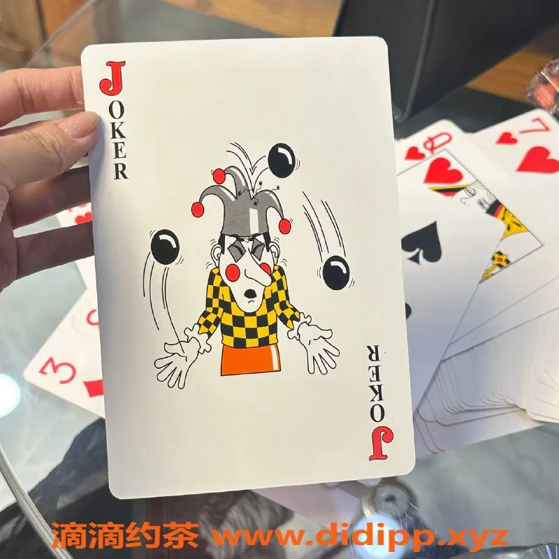 深圳楼凤-南山区全智贤，1000P嫩姐蛇吻制服服务