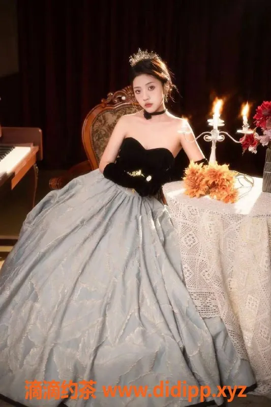 深圳楼凤-南山区嫩姐依琳，900P蛇吻制服服务